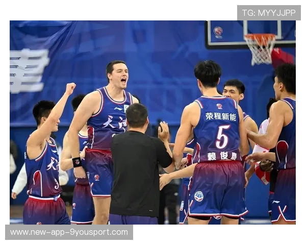 CBA自由市场热闹球队补强内外线激烈争夺，cba 自由球员